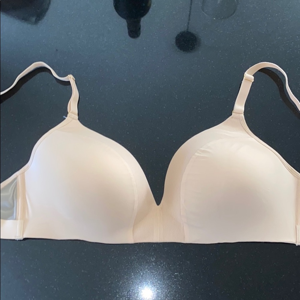 Lively 38d wireless bra